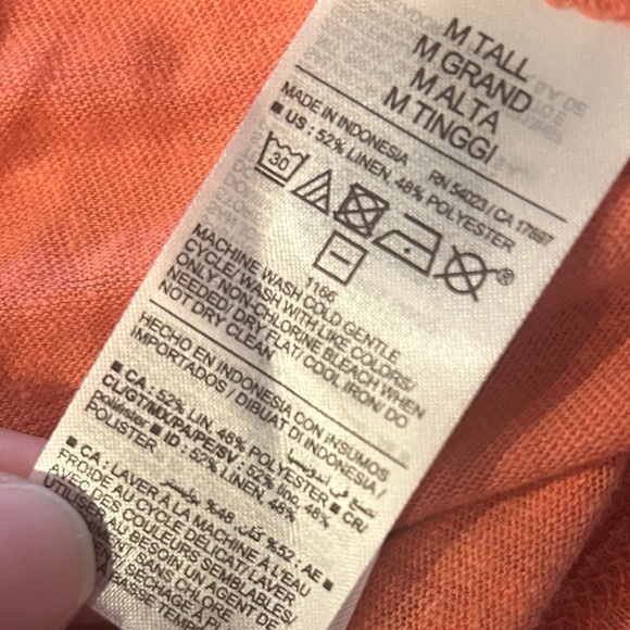 Women’s Old Navy V Neck Tee Shirt Short Sleeve Medium Tall NWT - Picture 6 of 9